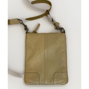 Coach Crossbody Bag Tan Pebbled‎ Leather Adjustable Travel Everyday